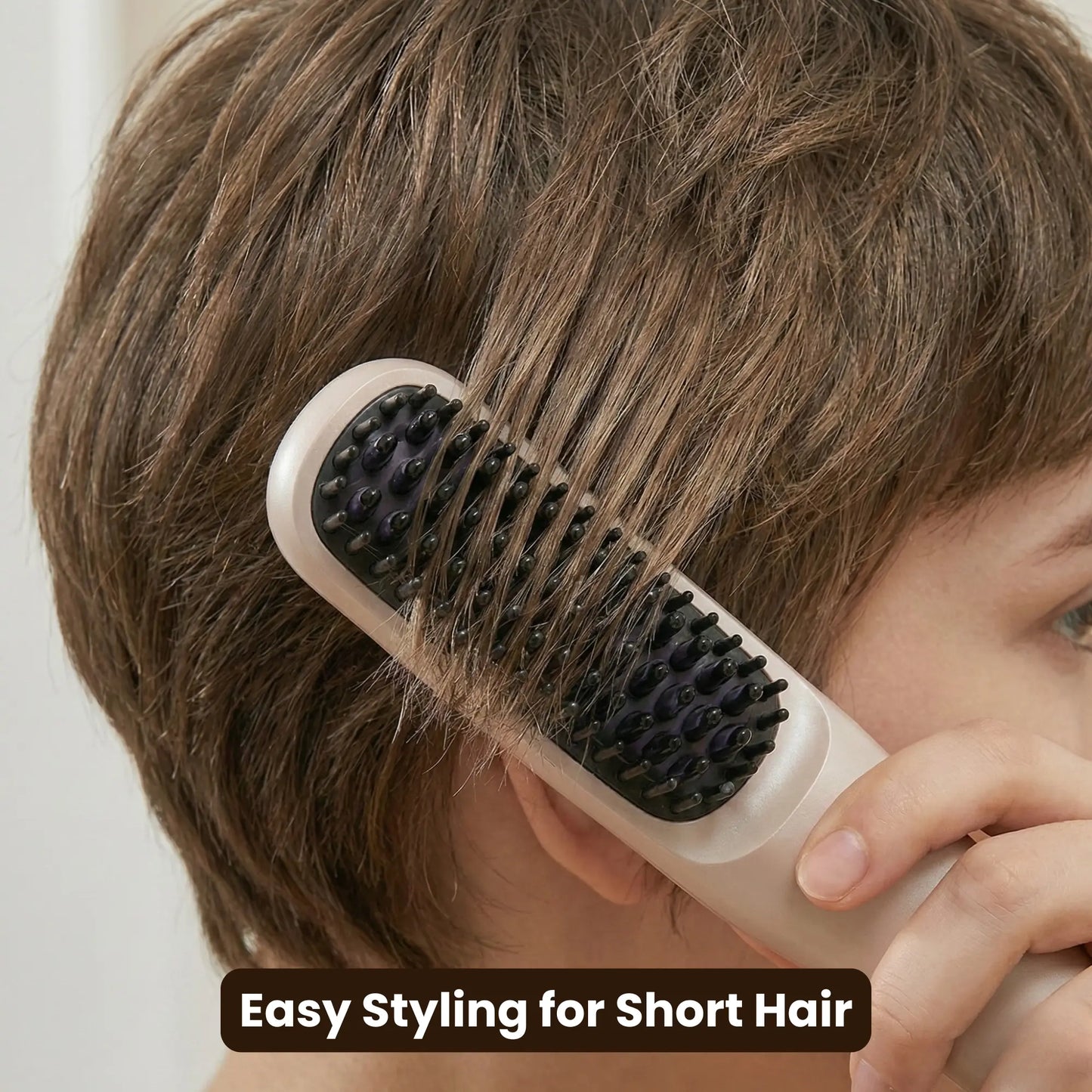 Gloss & Go™ Portable Straightener Brush